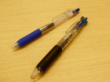 山本取締役のペン