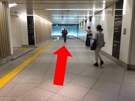 六本木駅から東京ミッドタウンまでの通路