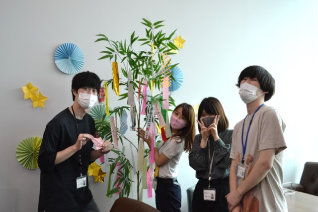 SEO新入社員集合写真